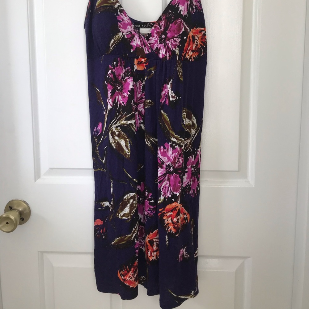 Short floral summer dress!